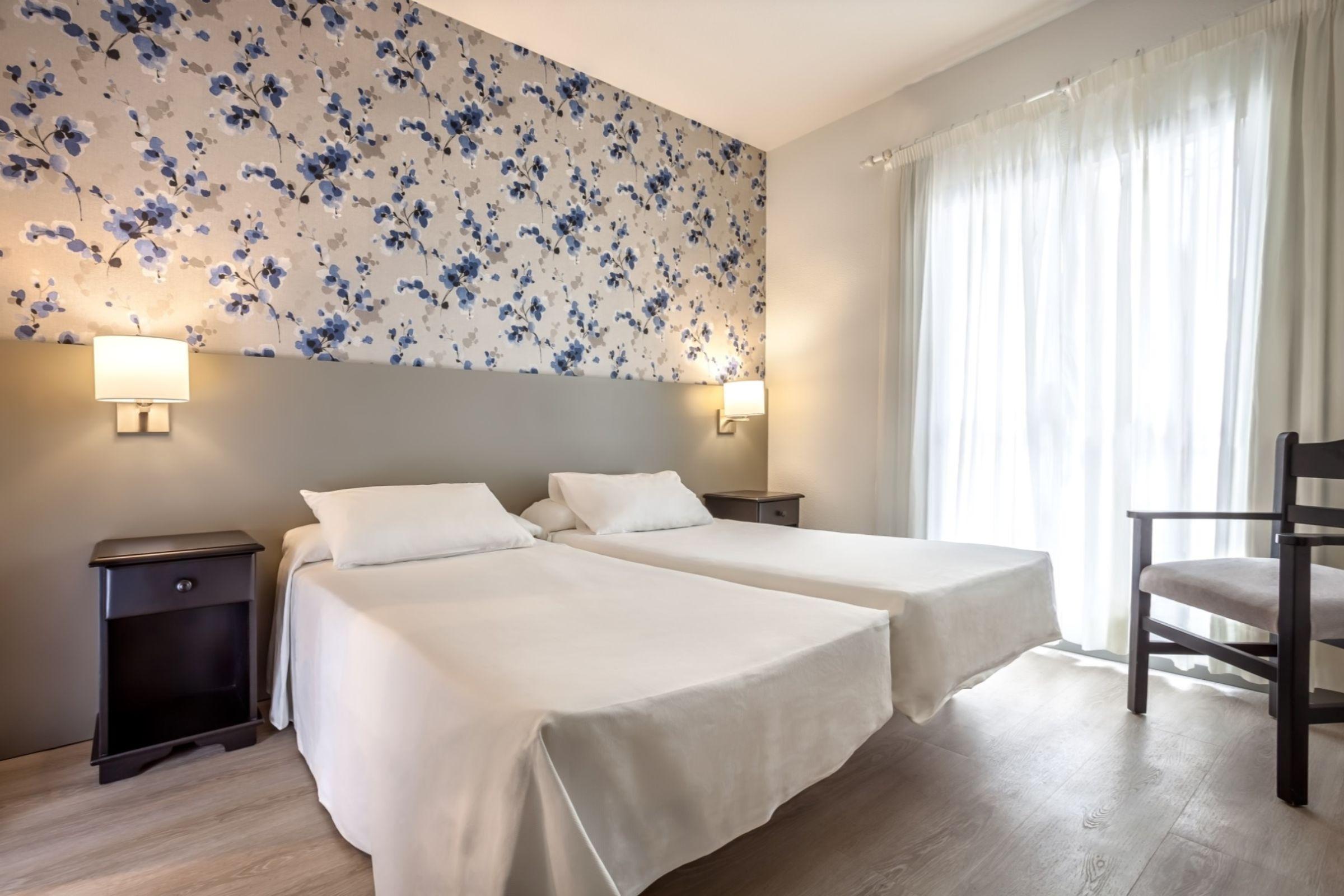 Apartamentos Hg Cristian Sur Лос Кристианос Экстерьер фото